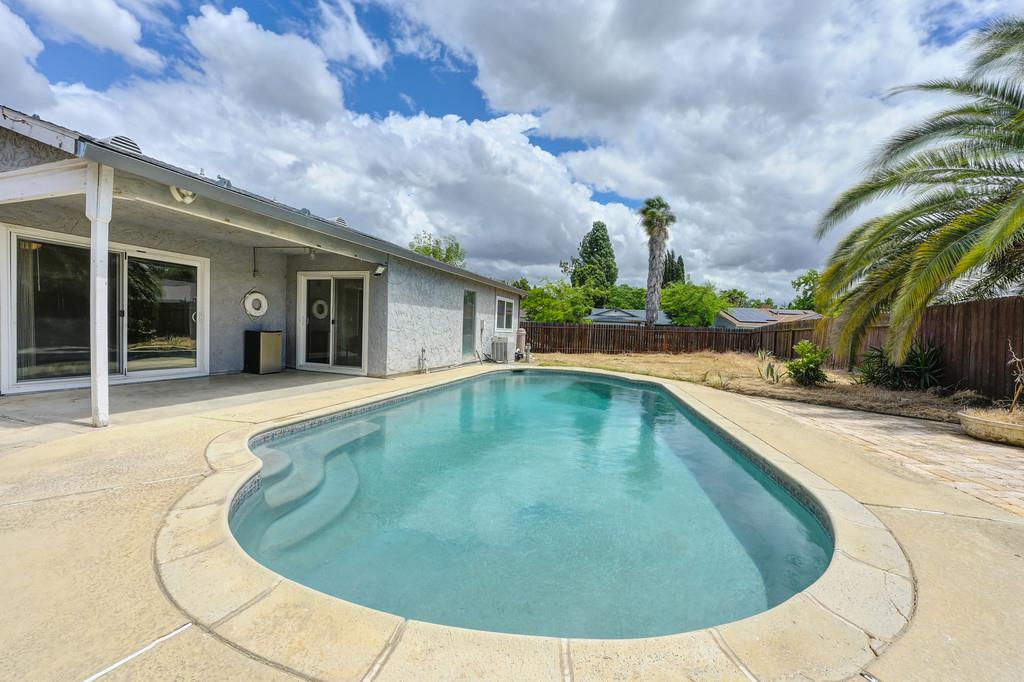 Detail Gallery Image 33 of 33 For 9620 Countryroads Dr, Sacramento,  CA 95827 - 4 Beds | 2 Baths