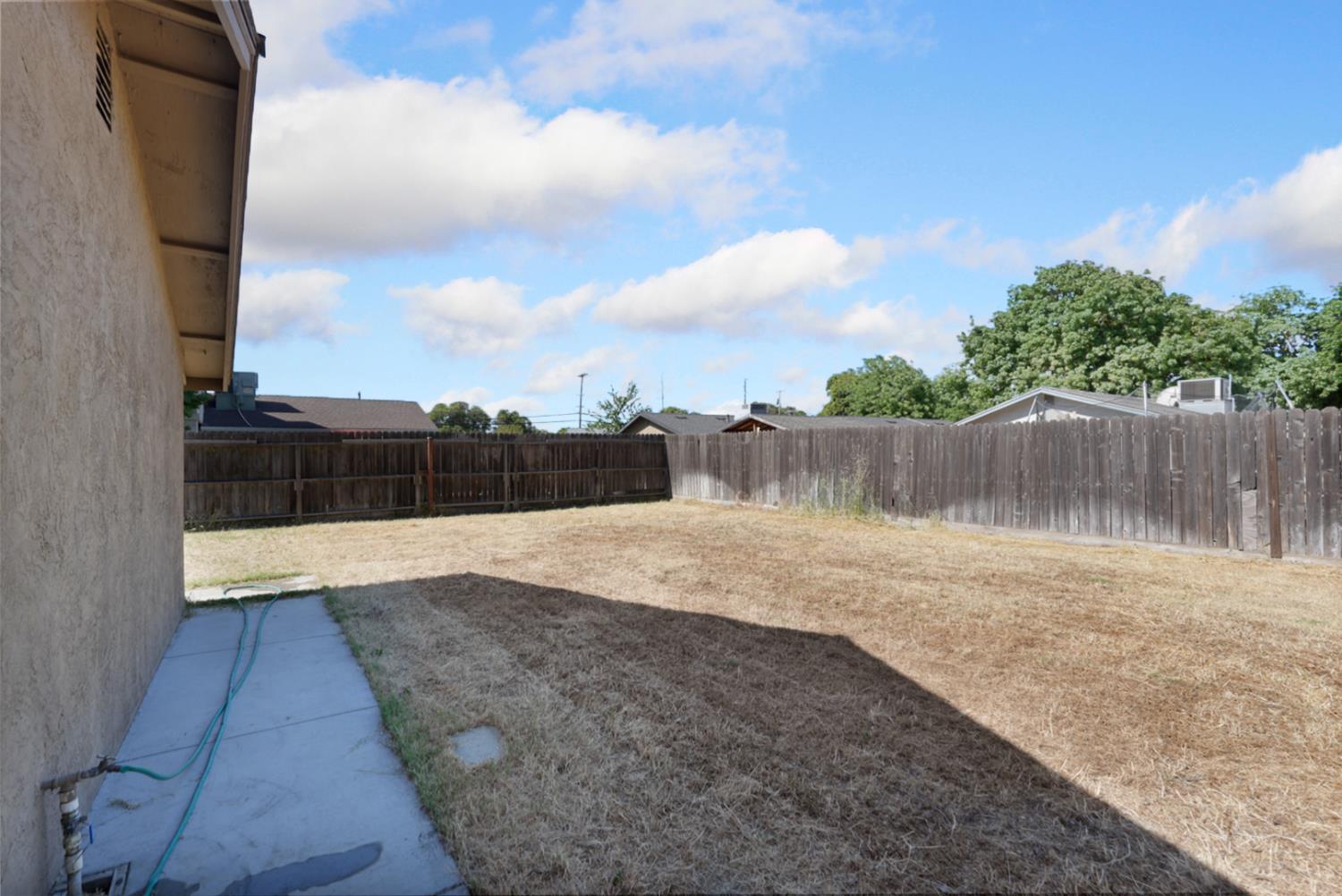 Ronald Court, Modesto, California image 21