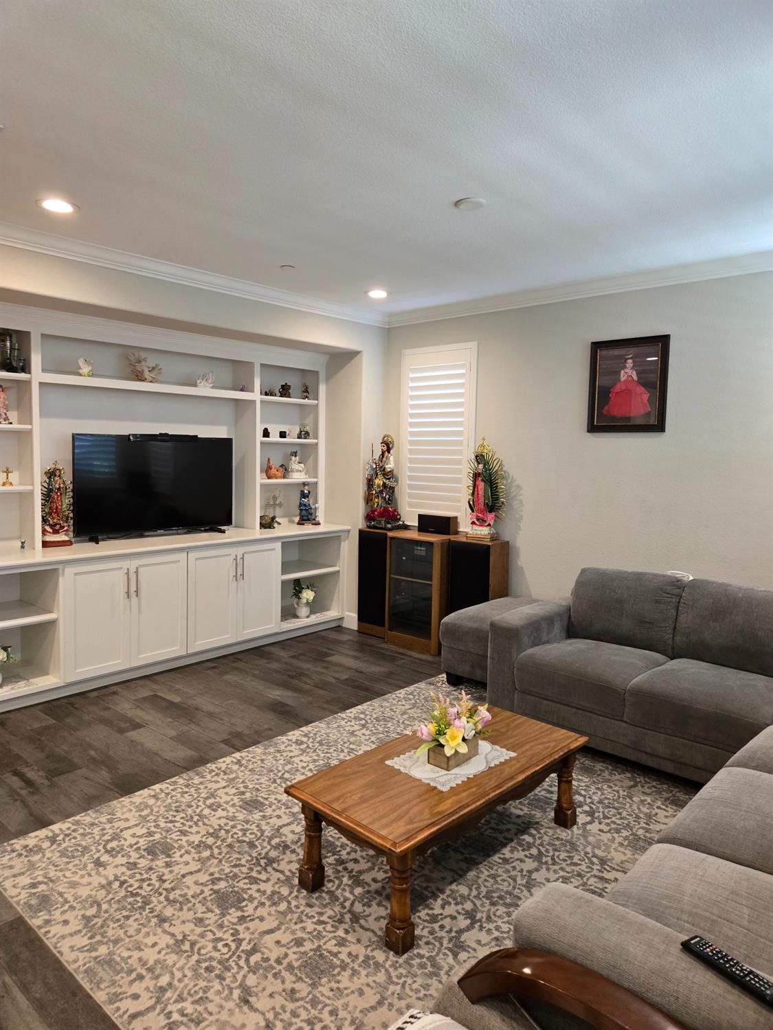 Isabella Drive, Lodi, California image 10