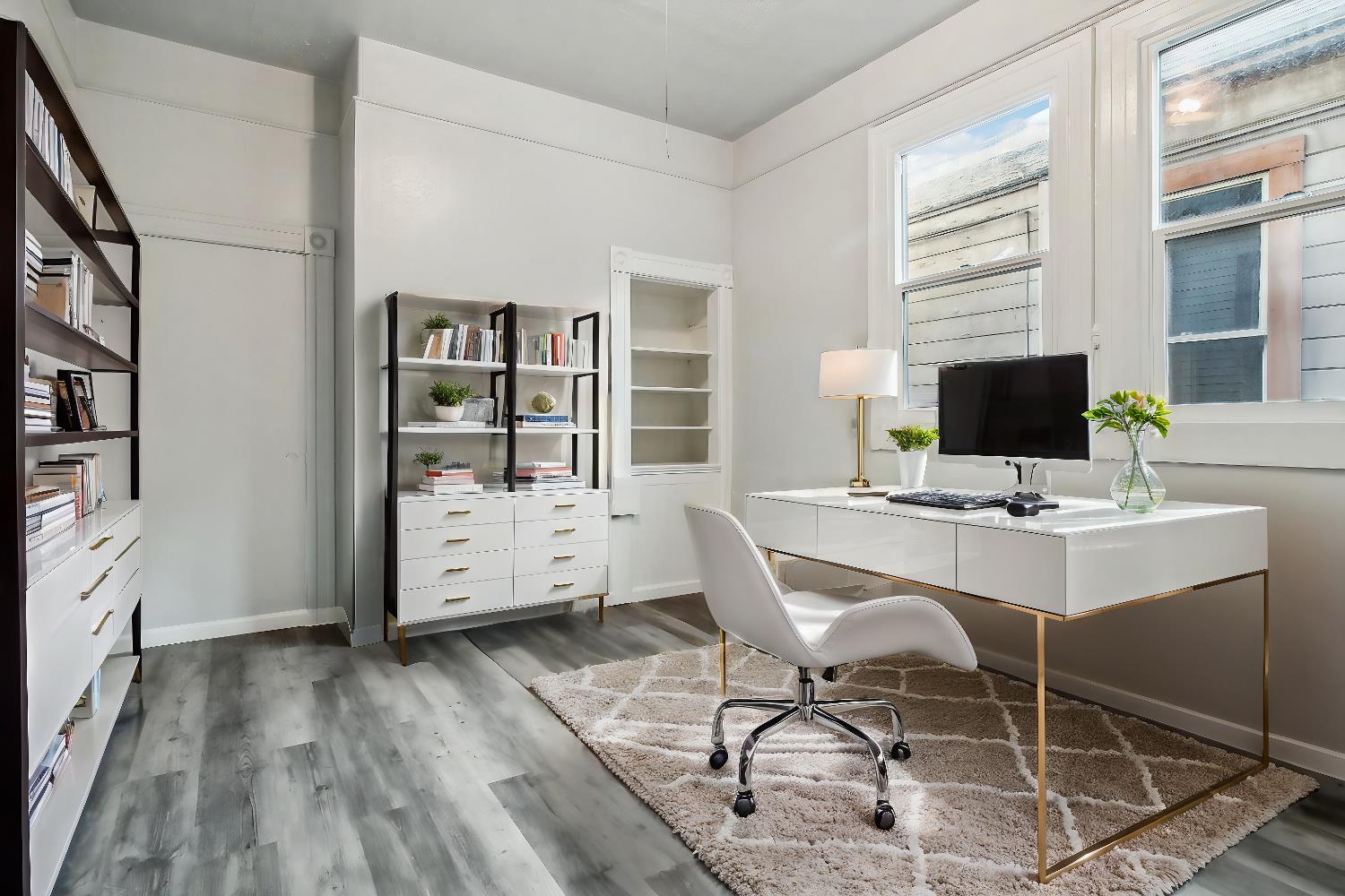 Detail Gallery Image 10 of 33 For 3133 Harrison St, Oakland,  CA 94611 - 4 Beds | 2 Baths