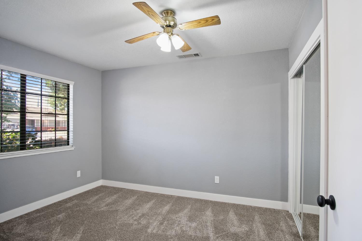 Detail Gallery Image 6 of 27 For 3401 St Gotthard Way, Ceres,  CA 95307 - 4 Beds | 2 Baths