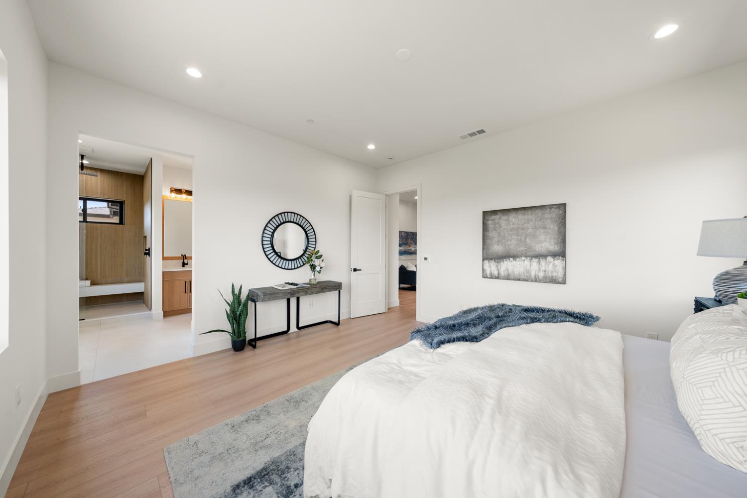 Detail Gallery Image 34 of 59 For 407 East St, Roseville,  CA 95678 - 4 Beds | 4 Baths