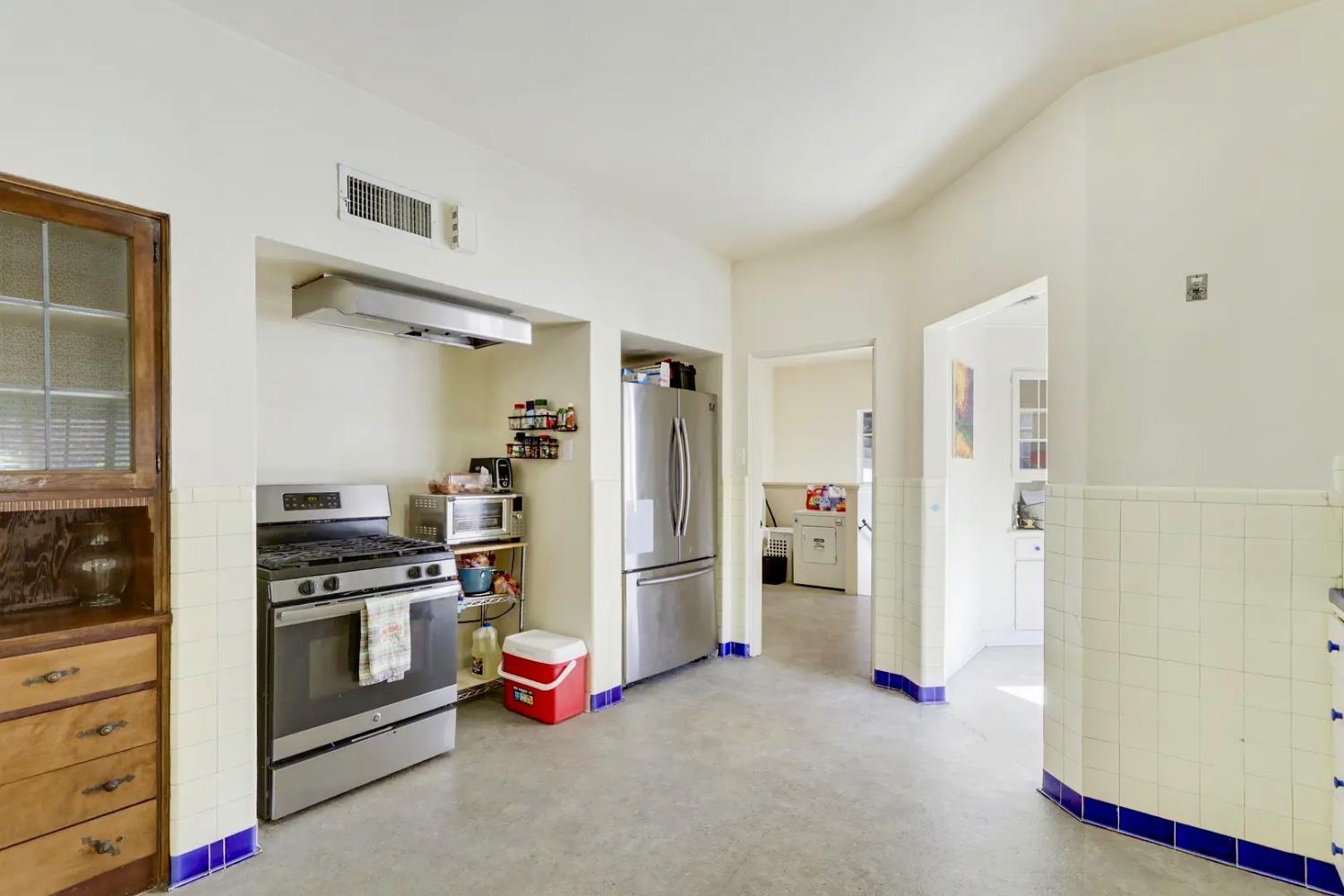 Detail Gallery Image 15 of 39 For 423 W Monterey Ave, Stockton,  CA 95204 - 2 Beds | 1 Baths