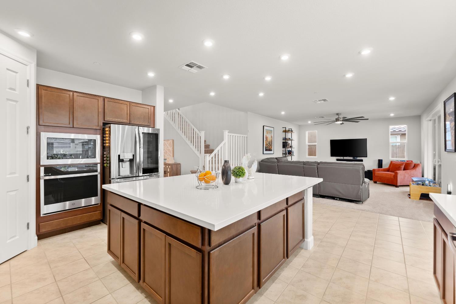 Schrader Way, Elk Grove, California image 13