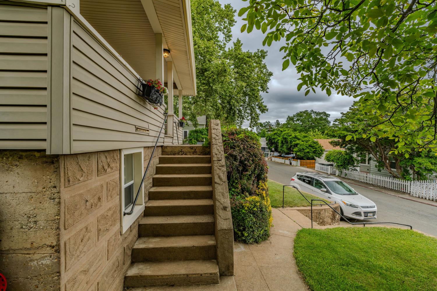 Detail Gallery Image 11 of 72 For 315 Water St, Jackson,  CA 95642 - 3 Beds | 1/1 Baths