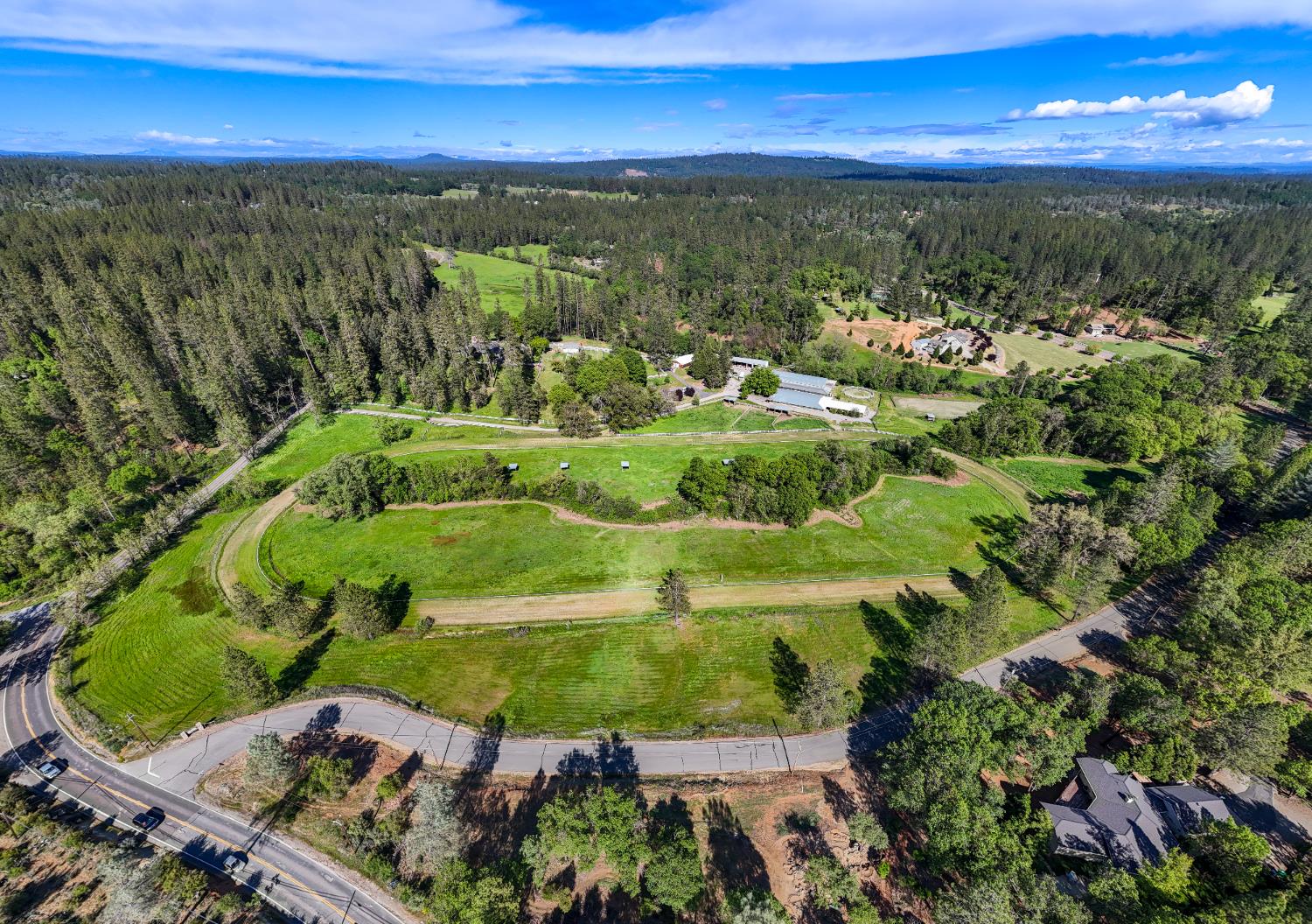 Detail Gallery Image 30 of 44 For 13615 Mccourtney Rd, Grass Valley,  CA 95949 - 2 Beds | 2/2 Baths