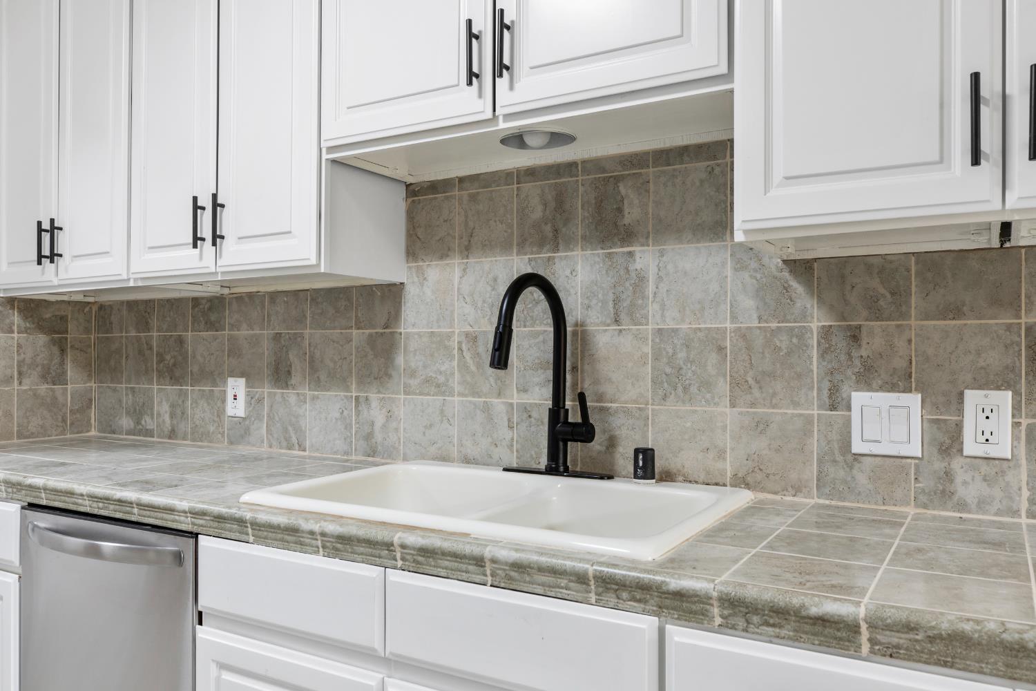 Detail Gallery Image 10 of 46 For 3742 Topeka St, Riverbank,  CA 95367 - 2 Beds | 2 Baths