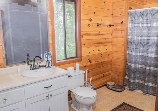 Detail Gallery Image 27 of 41 For 1681 Shelter Cove Dr, Greenwood,  CA 95635 - 3 Beds | 2 Baths