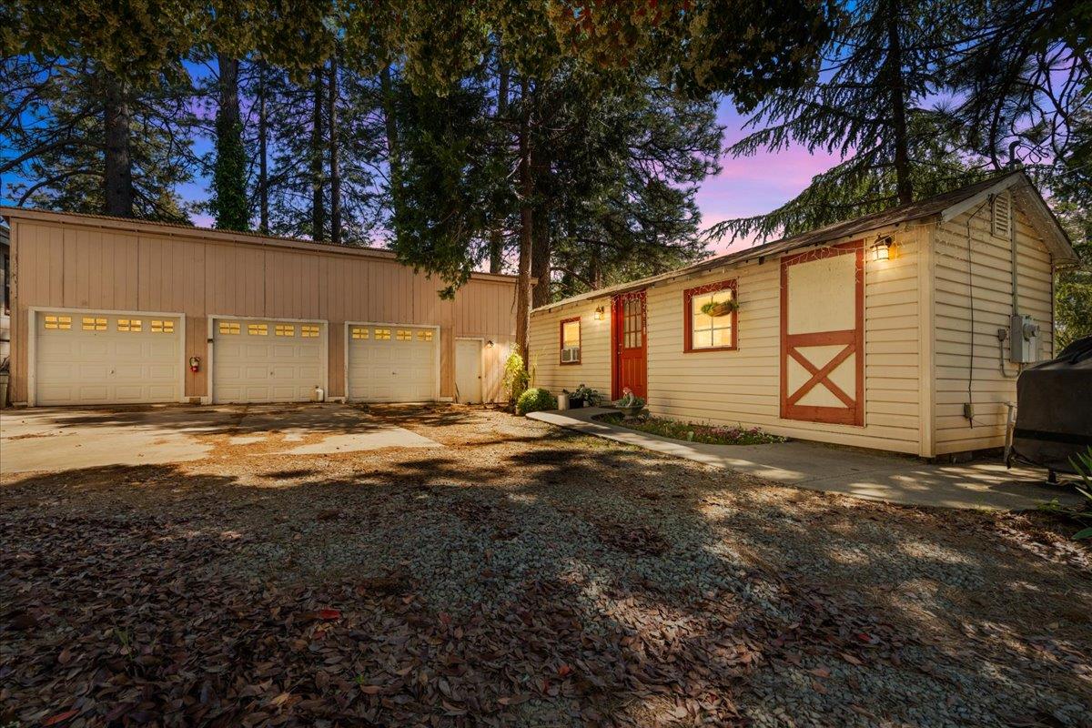 Detail Gallery Image 23 of 84 For 259 N Auburn St, Grass Valley,  CA 95945 - 5 Beds | 4 Baths