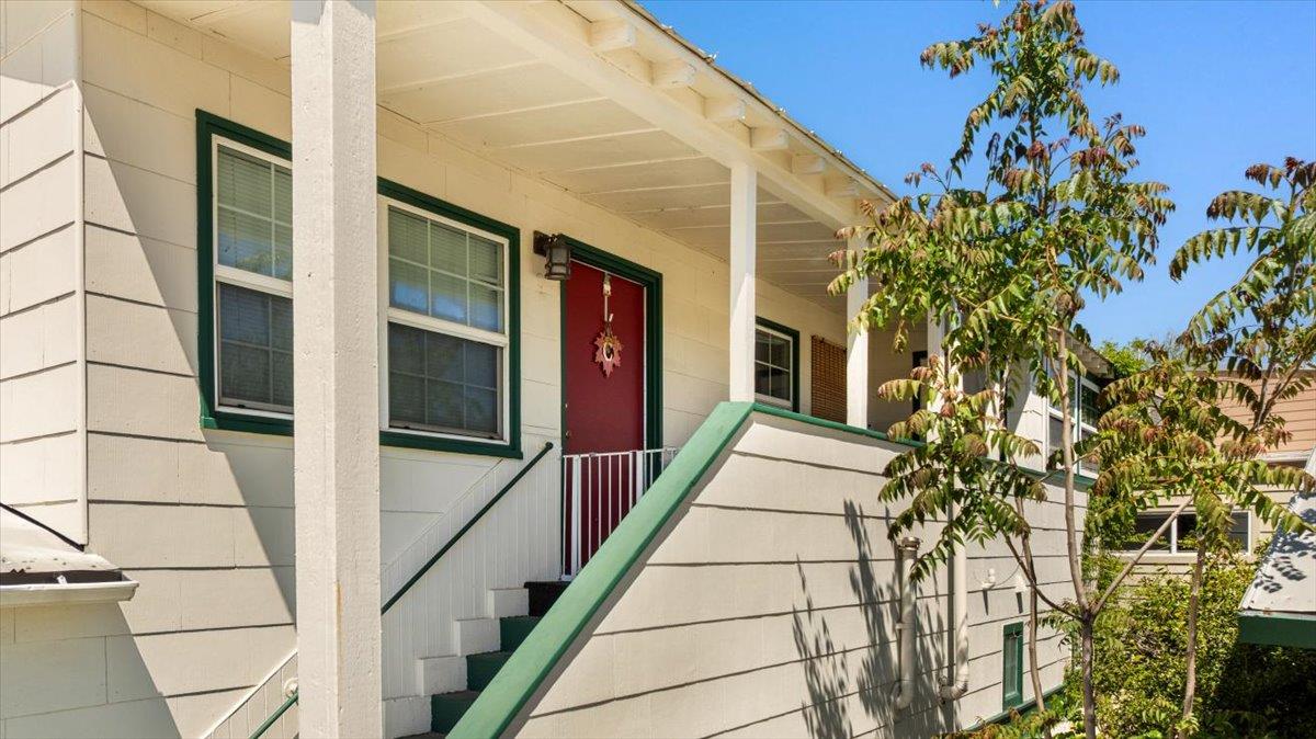 Detail Gallery Image 11 of 46 For 114 Harris St, Grass Valley,  CA 95945 - 6 Beds | 3 Baths