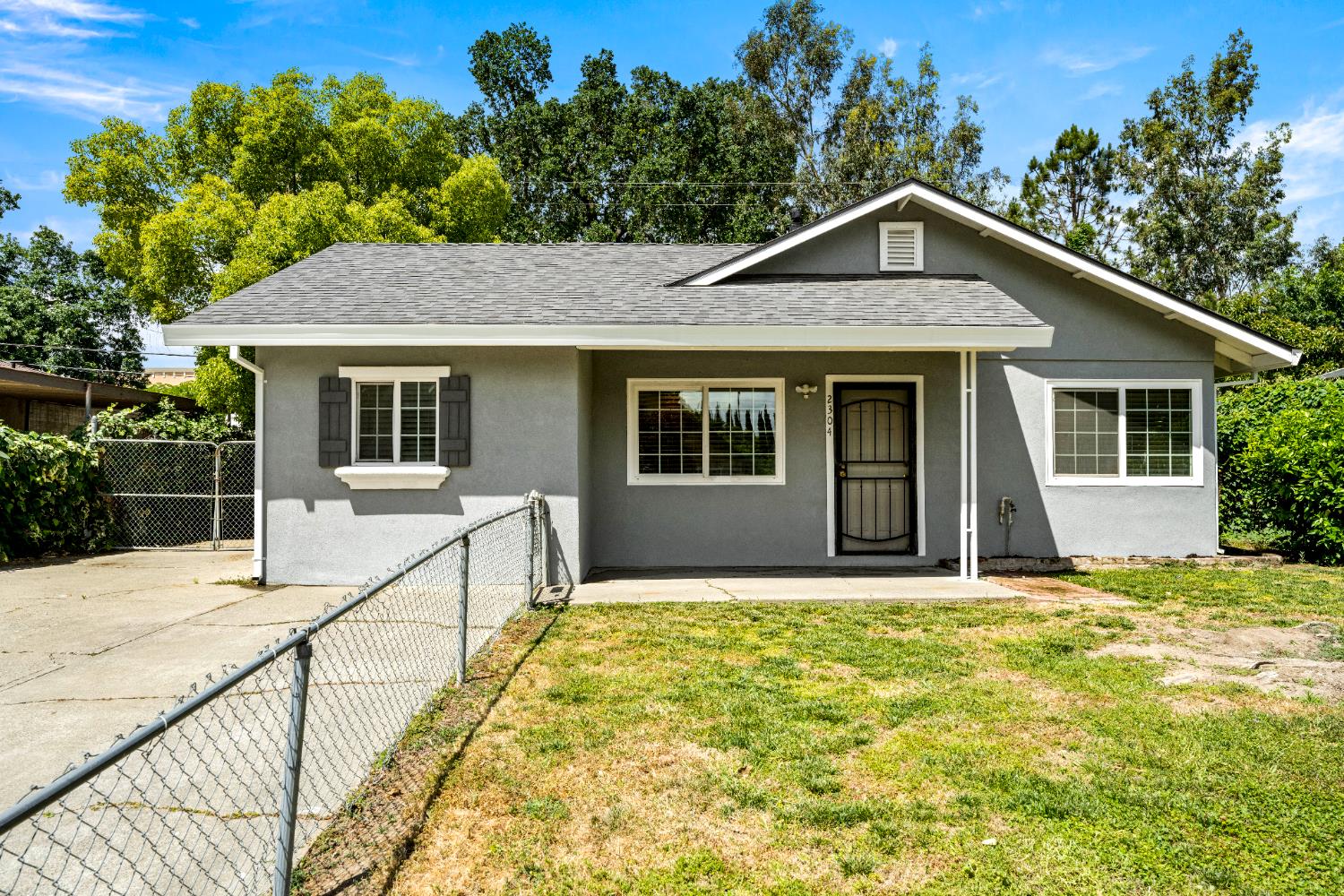 W Manchester Street, West Sacramento, California image 1