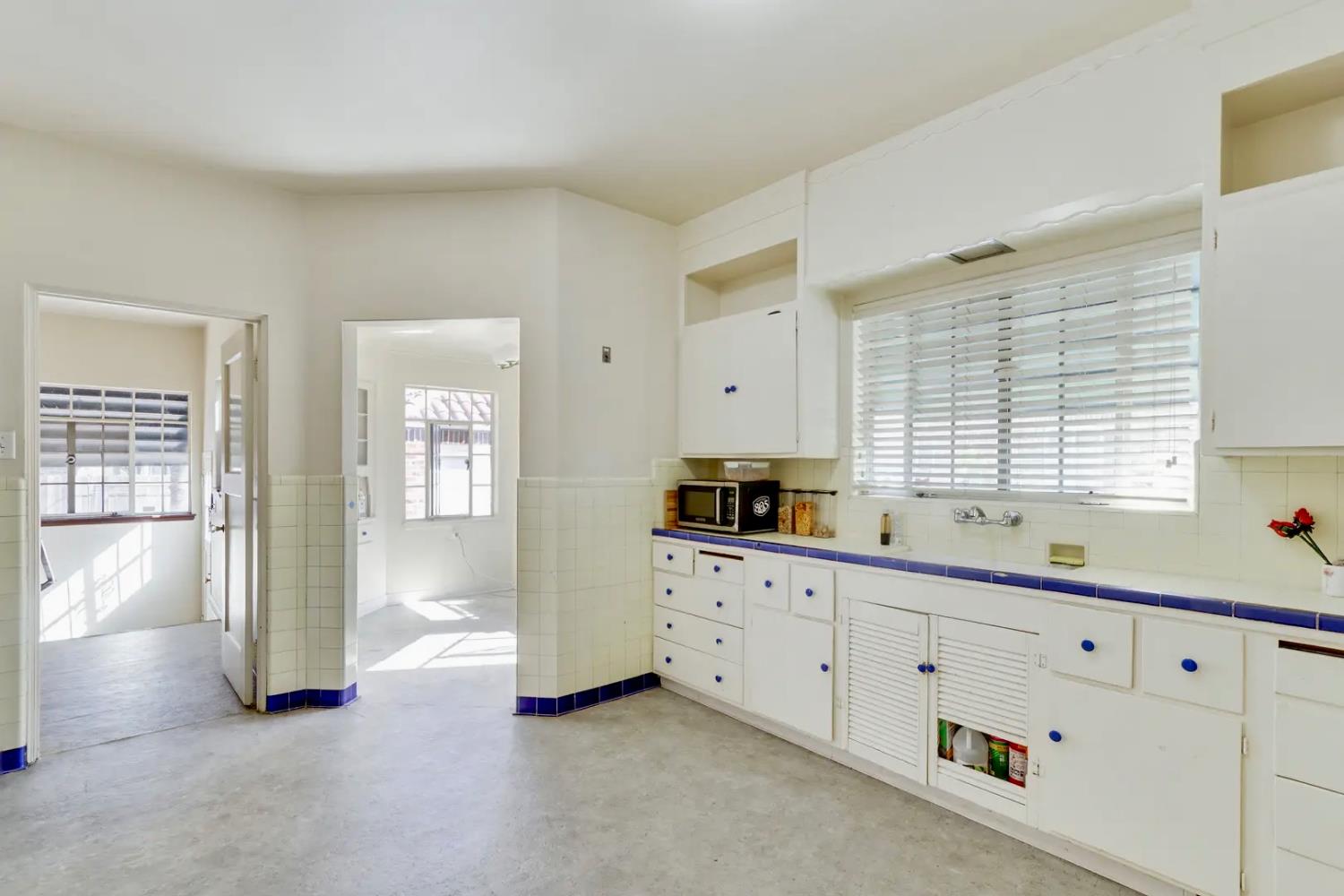 Detail Gallery Image 16 of 39 For 423 W Monterey Ave, Stockton,  CA 95204 - 2 Beds | 1 Baths