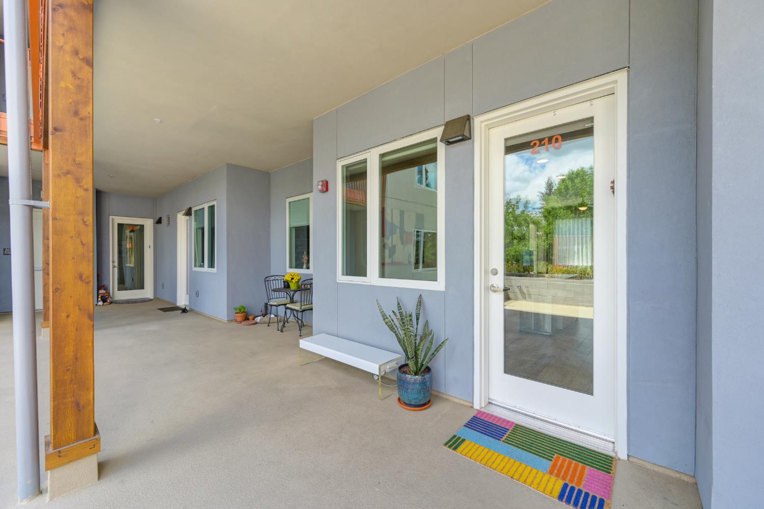 Photo #5: 225060784 Listing: Photo #5