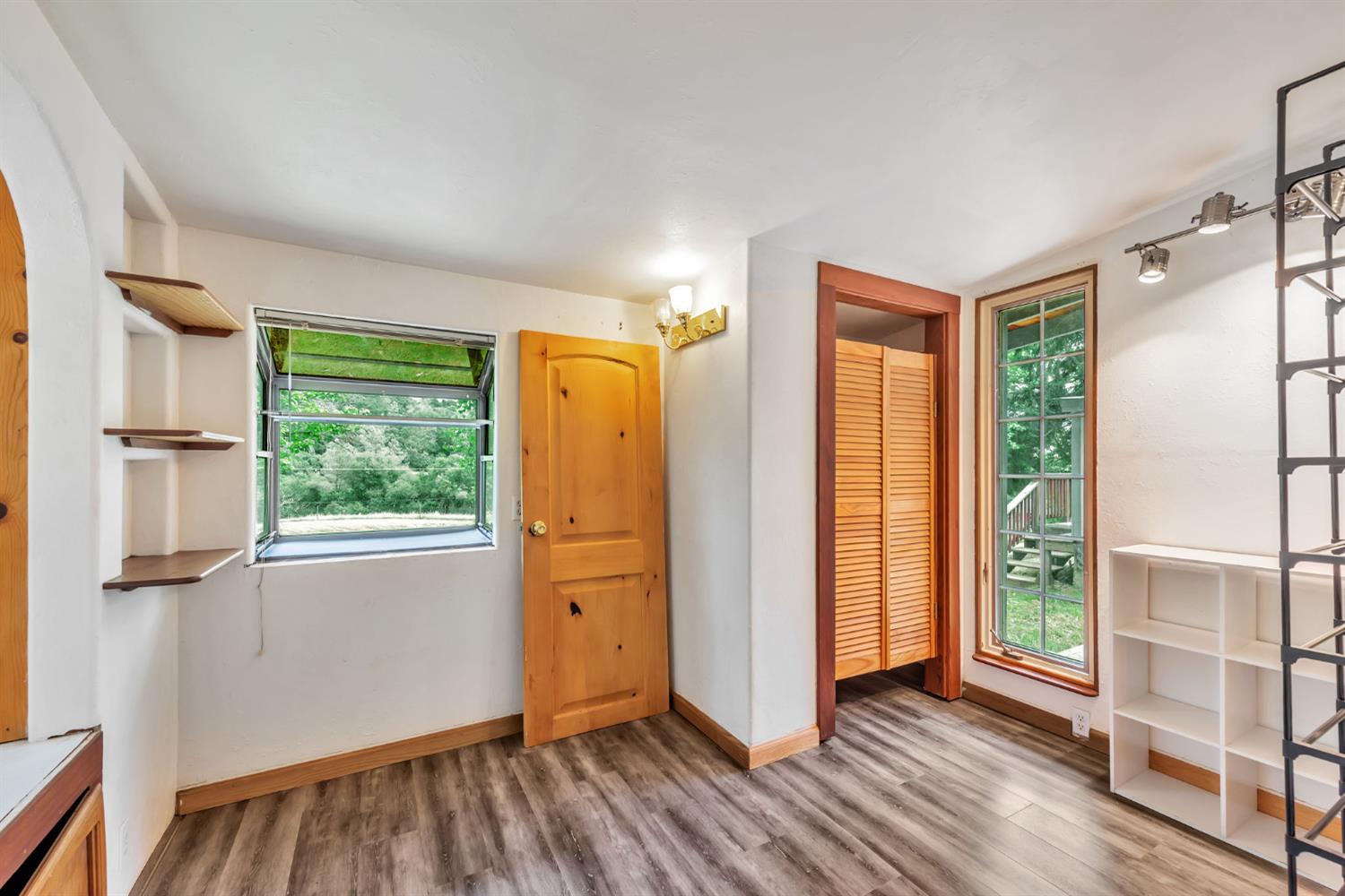 Detail Gallery Image 14 of 40 For 2300 Indian Rock Rd, Cool,  CA 95614 - 2 Beds | 2 Baths
