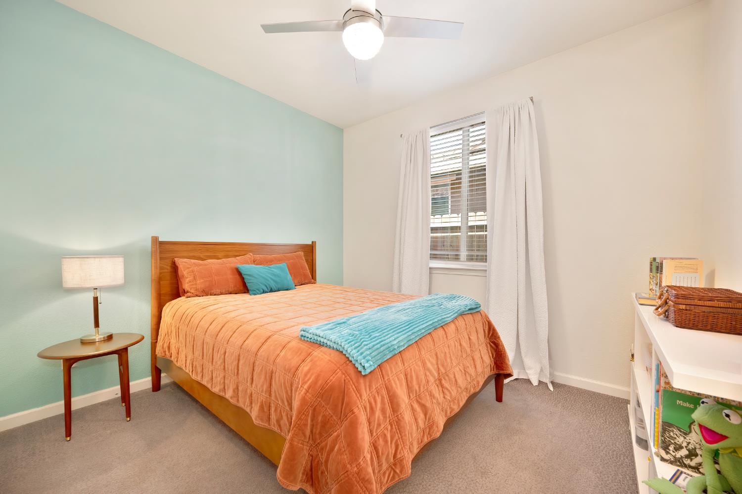 Evanston Way, Rancho Cordova, California image 25