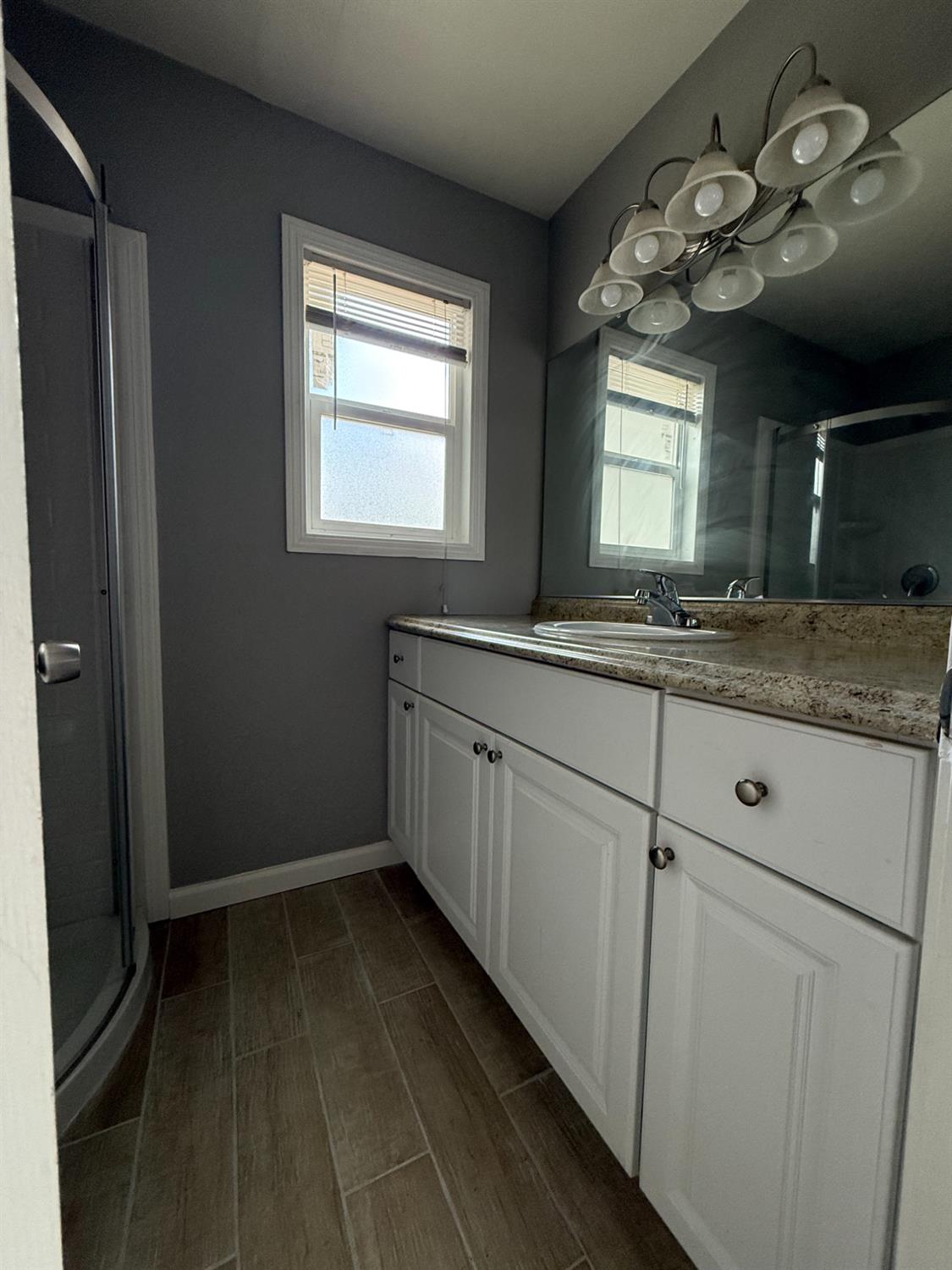 Detail Gallery Image 7 of 10 For 508 Mary Todd Ln, Modesto,  CA 95354 - 4 Beds | 2 Baths