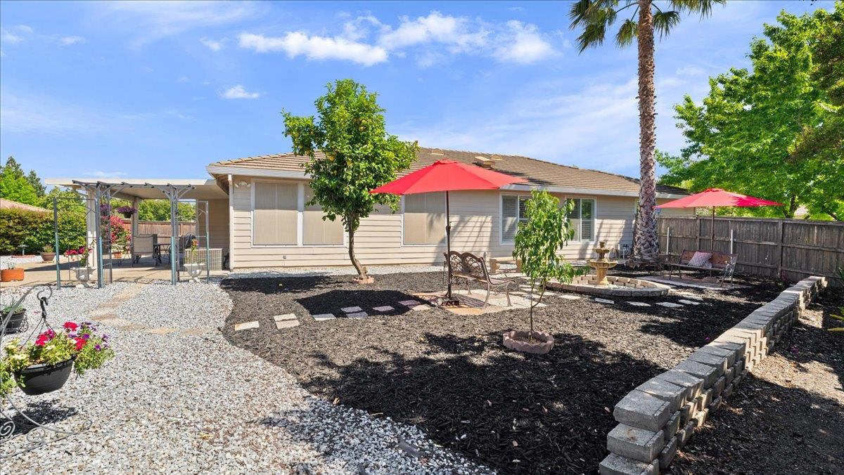 Detail Gallery Image 34 of 48 For 120 Pelican Bay Cir, Sacramento,  CA 95835 - 2 Beds | 2 Baths
