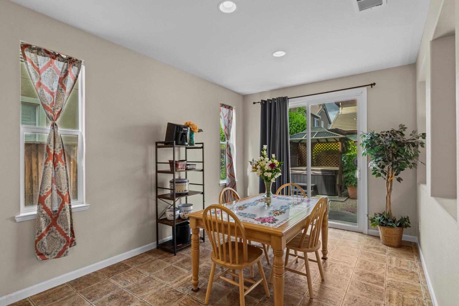 Detail Gallery Image 23 of 59 For 521 Mcdowell Way, Tracy,  CA 95377 - 4 Beds | 3 Baths