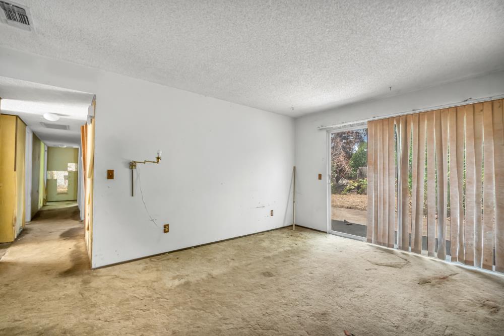 Detail Gallery Image 6 of 31 For 404 Porter Dr, Roseville,  CA 95678 - 3 Beds | 2 Baths
