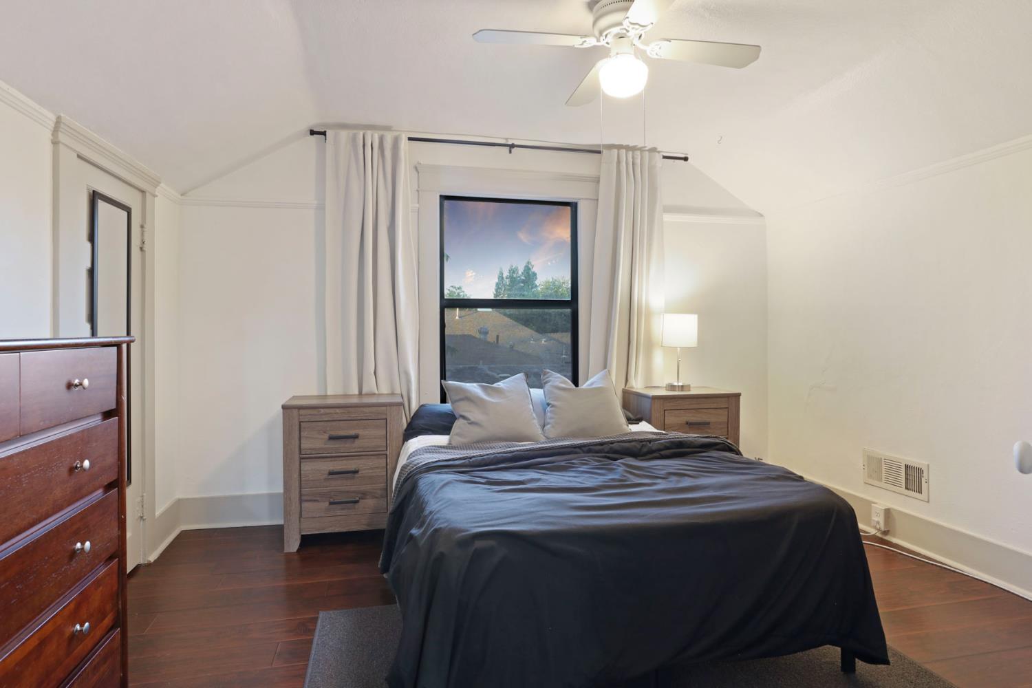 Detail Gallery Image 23 of 30 For 526 Mitchell Ave, Turlock,  CA 95380 - 4 Beds | 1 Baths