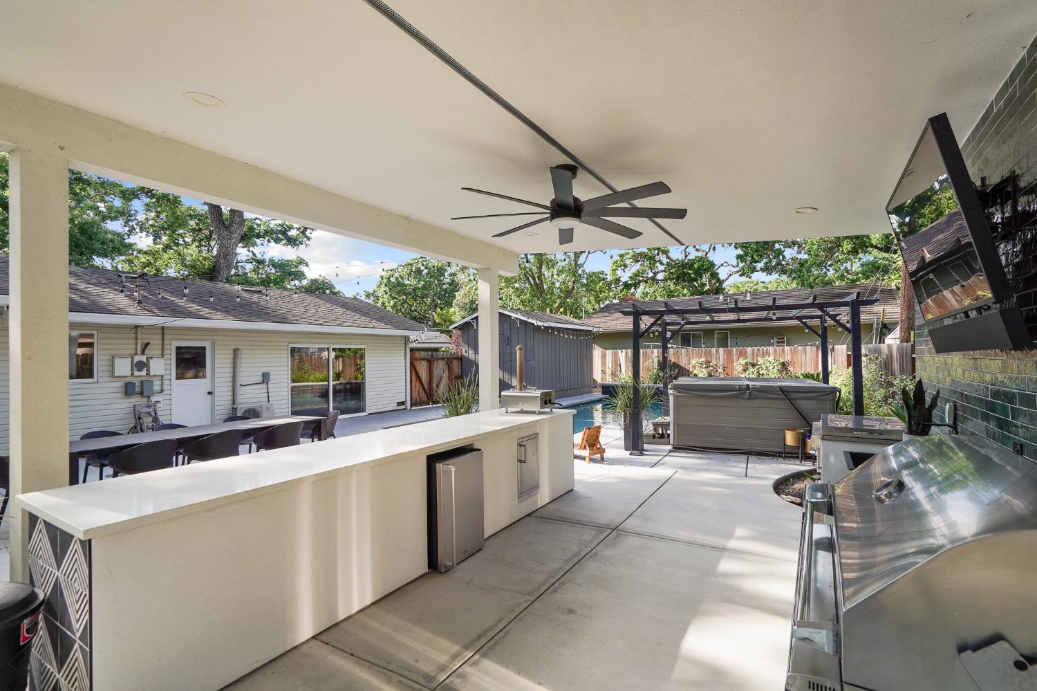 Detail Gallery Image 57 of 79 For 2321 Bonniebrook Dr, Stockton,  CA 95207 - 3 Beds | 2/1 Baths