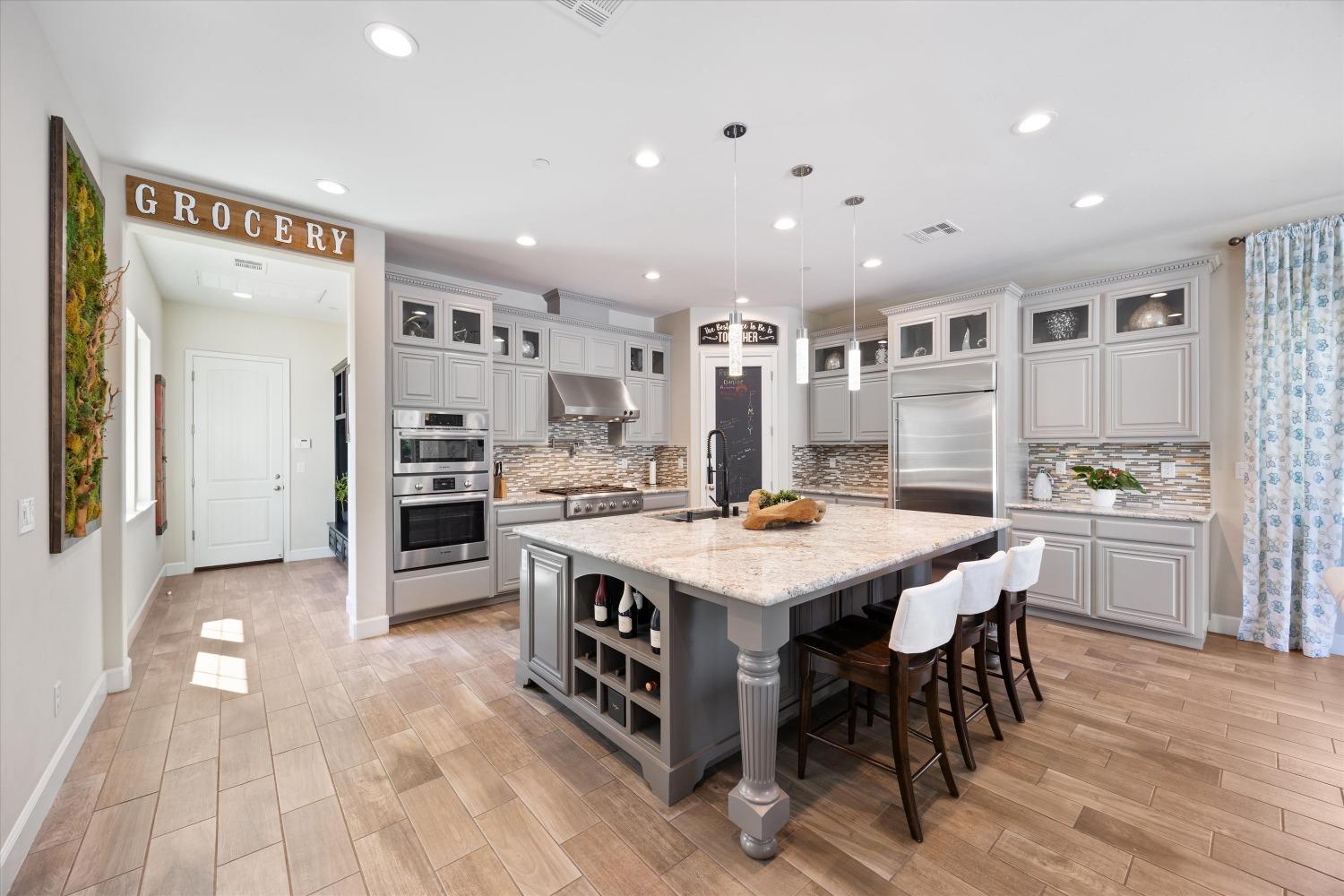 Detail Gallery Image 26 of 76 For 5175 Pastor Dr, Granite Bay,  CA 95746 - 5 Beds | 4/1 Baths