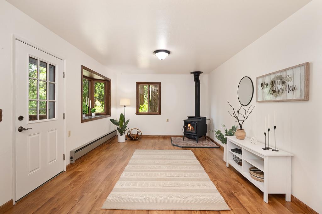 Detail Gallery Image 12 of 59 For 26149 Buckhorn Ln, Pioneer,  CA 95666 - 2 Beds | 1 Baths