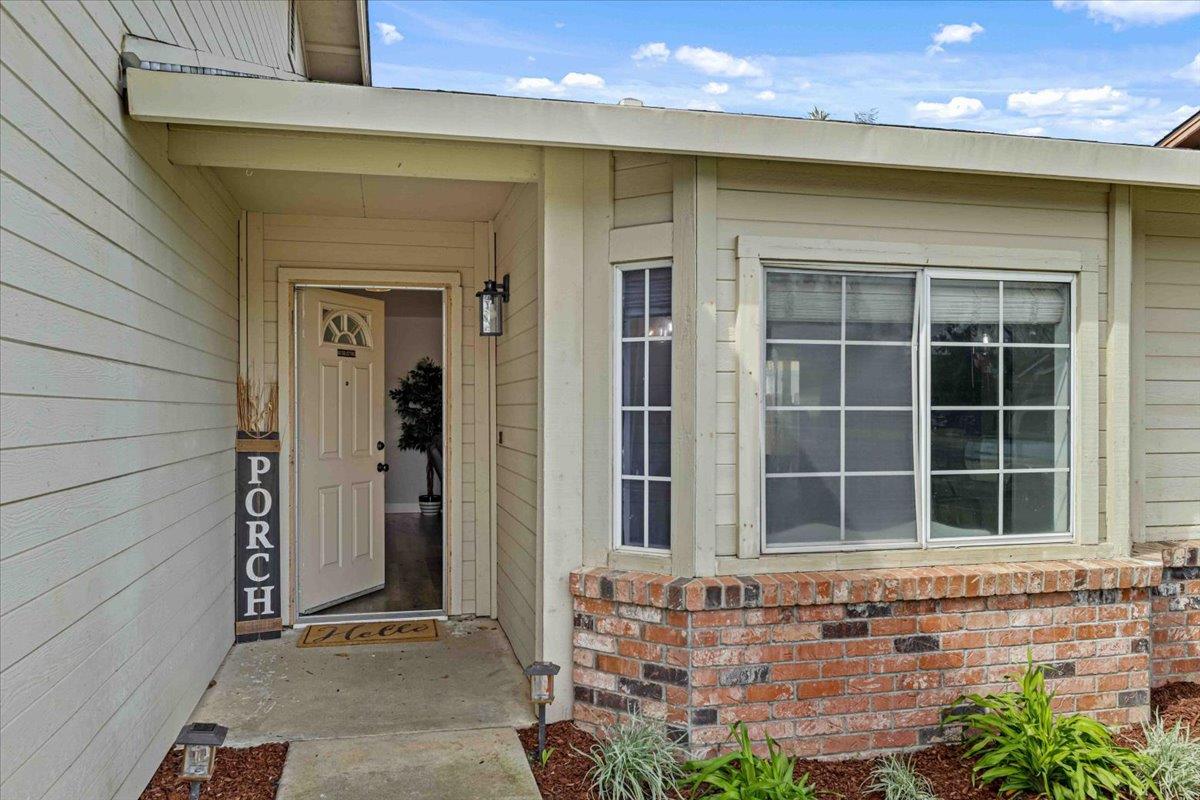 Detail Gallery Image 5 of 38 For 48 Obsidian Dr, Oakdale,  CA 95361 - 3 Beds | 2 Baths