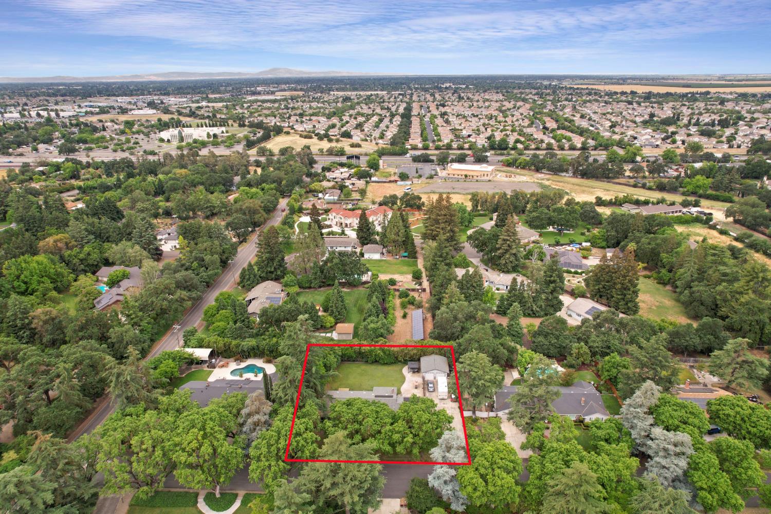 Detail Gallery Image 6 of 51 For 8607 Treasure Ave, Stockton,  CA 95212 - 3 Beds | 3 Baths