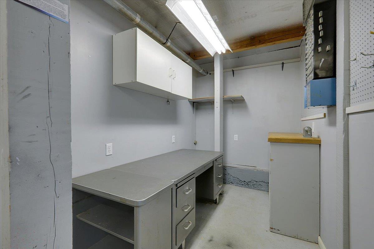 Detail Gallery Image 30 of 60 For 11211 N Lakeshore, Auburn,  CA 95602 - 3 Beds | 2 Baths