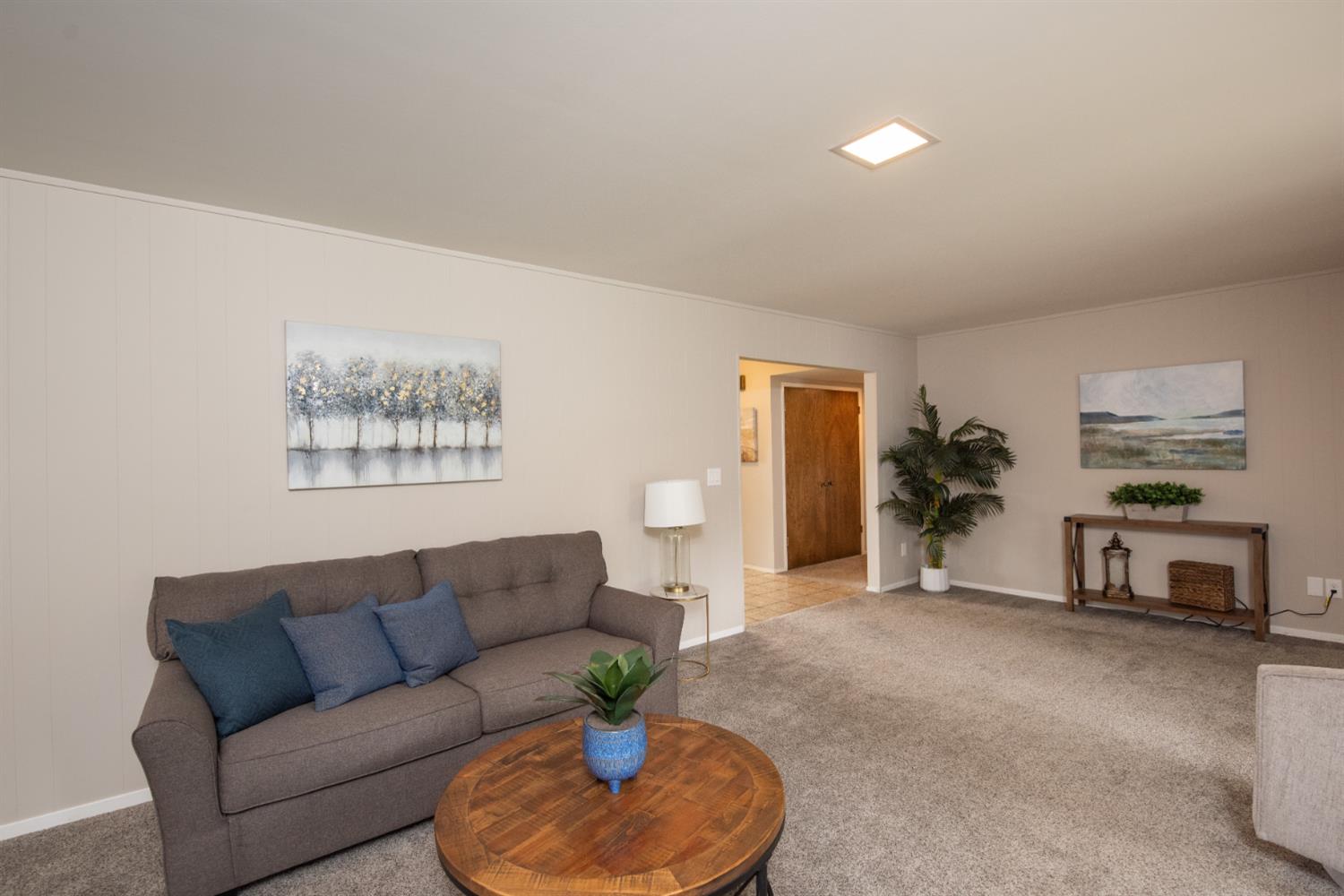Detail Gallery Image 17 of 56 For 710 Leveland, Modesto,  CA 95350 - 5 Beds | 3 Baths
