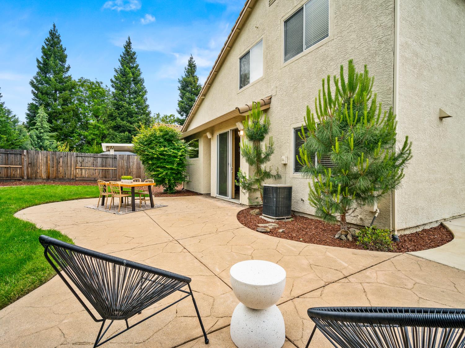 Farrell Court, Folsom, California image 36