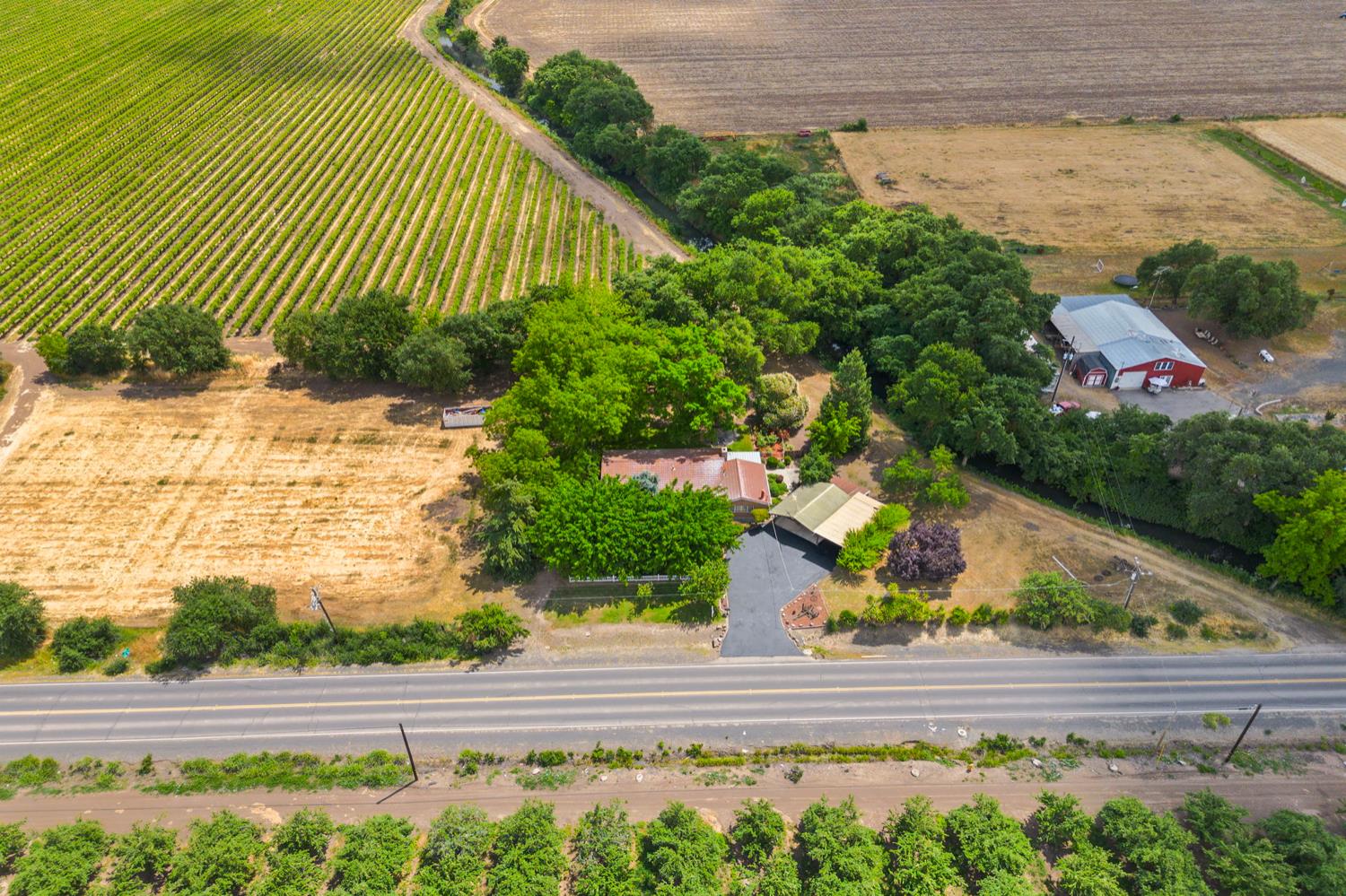 Detail Gallery Image 42 of 49 For 3920 S Escalon Bellota Rd, Farmington,  CA 95230 - 3 Beds | 1/1 Baths