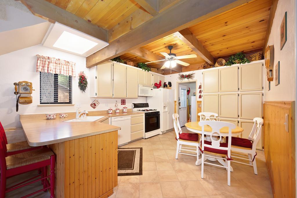 Detail Gallery Image 15 of 47 For 3490 Gold Ridge Trl, Pollock Pines,  CA 95726 - 3 Beds | 2 Baths