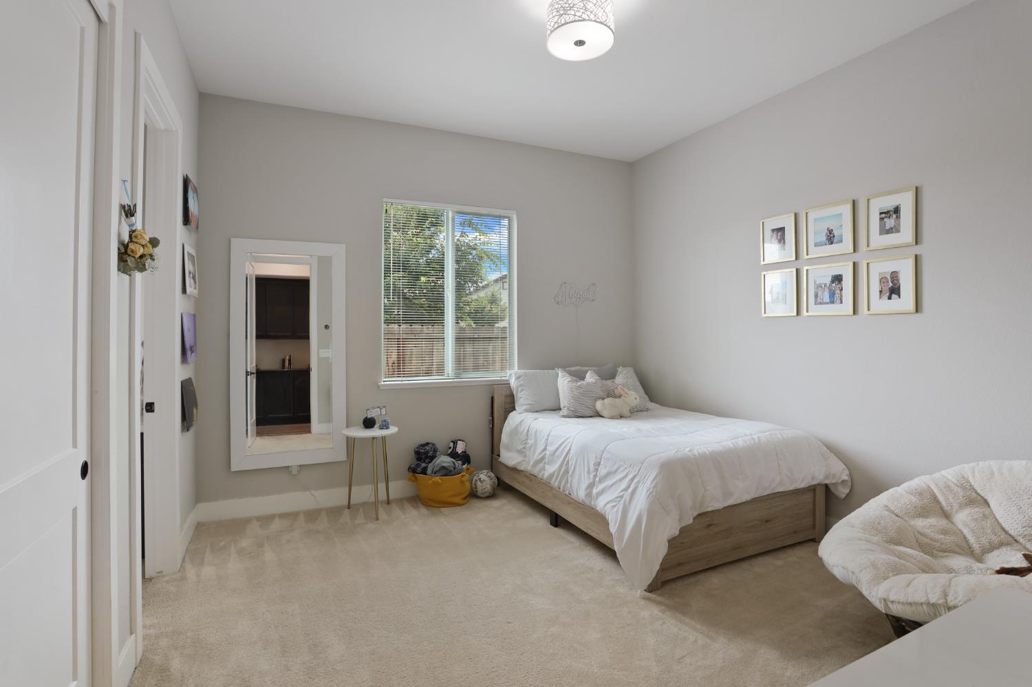 Detail Gallery Image 16 of 61 For 2134 Rambutan Pl, Manteca,  CA 95337 - 5 Beds | 3/1 Baths