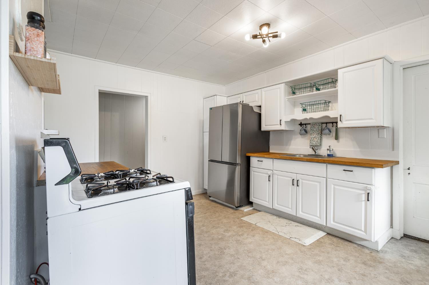 Detail Gallery Image 20 of 37 For 29658 State Highway 49, North San Juan,  CA 95960 - 3 Beds | 1 Baths