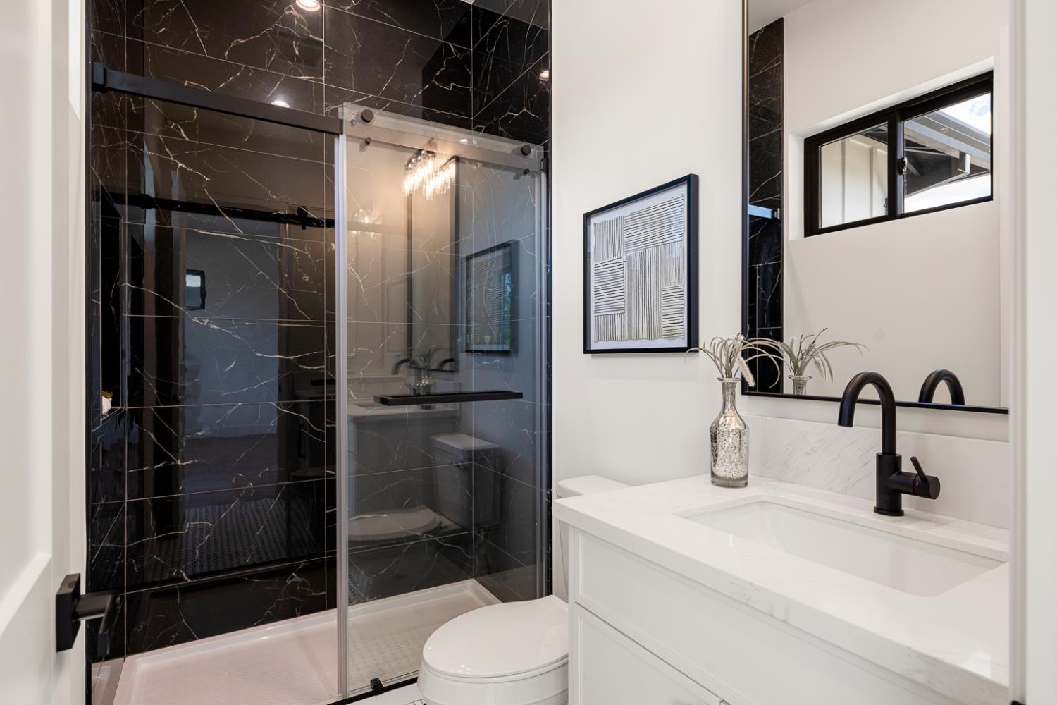 Detail Gallery Image 47 of 59 For 407 East St, Roseville,  CA 95678 - 4 Beds | 4 Baths