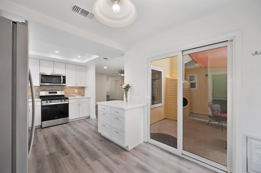 Majestic Oak Way, Citrus Heights, California image 16
