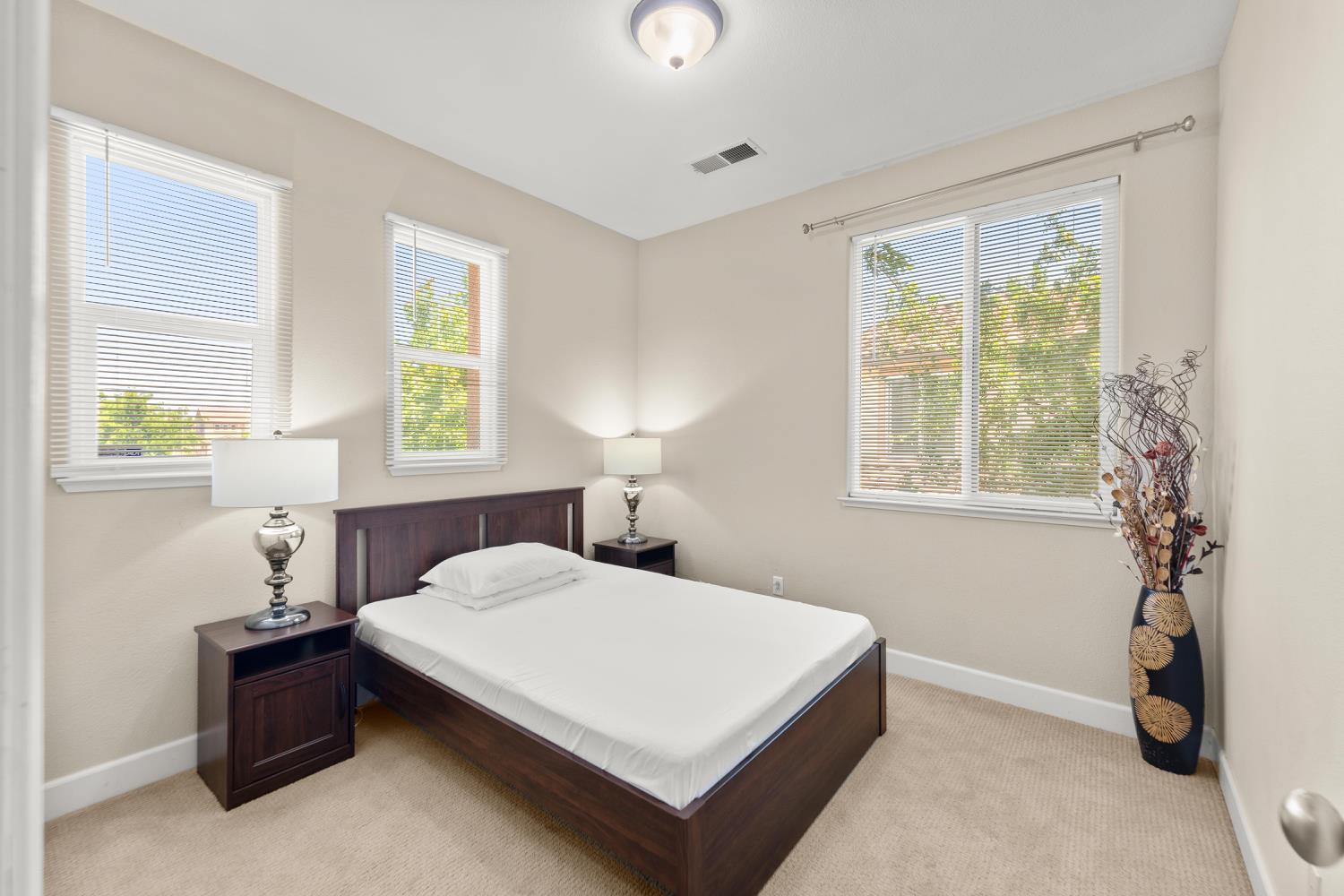 Detail Gallery Image 23 of 38 For 3034 Trap Rock Way, Sacramento,  CA 95835 - 3 Beds | 2/1 Baths