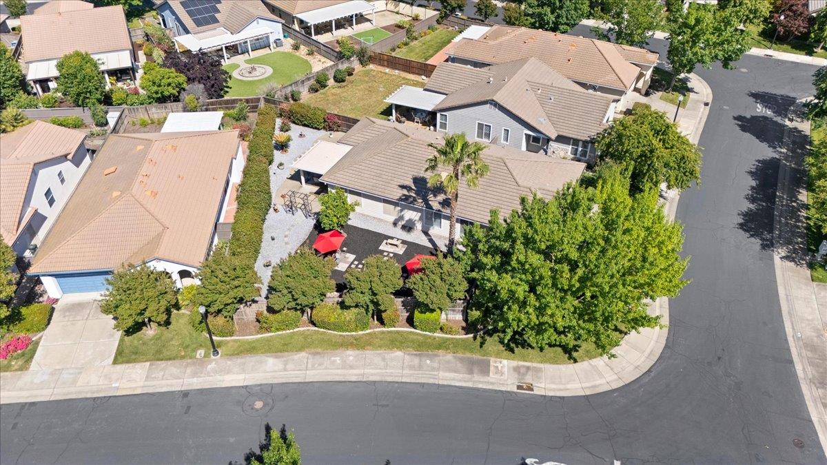 Detail Gallery Image 39 of 48 For 120 Pelican Bay Cir, Sacramento,  CA 95835 - 2 Beds | 2 Baths