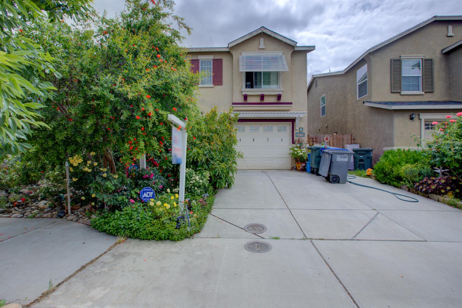 Detail Gallery Image 4 of 24 For 4374 Briggs Ln, Merced,  CA 95348 - 3 Beds | 2/1 Baths
