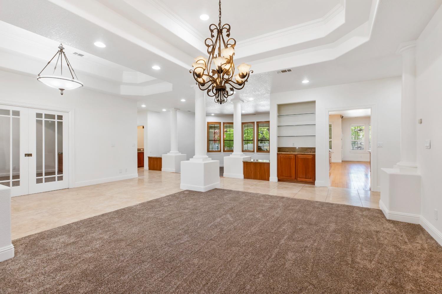 Detail Gallery Image 31 of 77 For 5000 Peach Blossom Ln, Oakdale,  CA 95361 - 5 Beds | 3/1 Baths