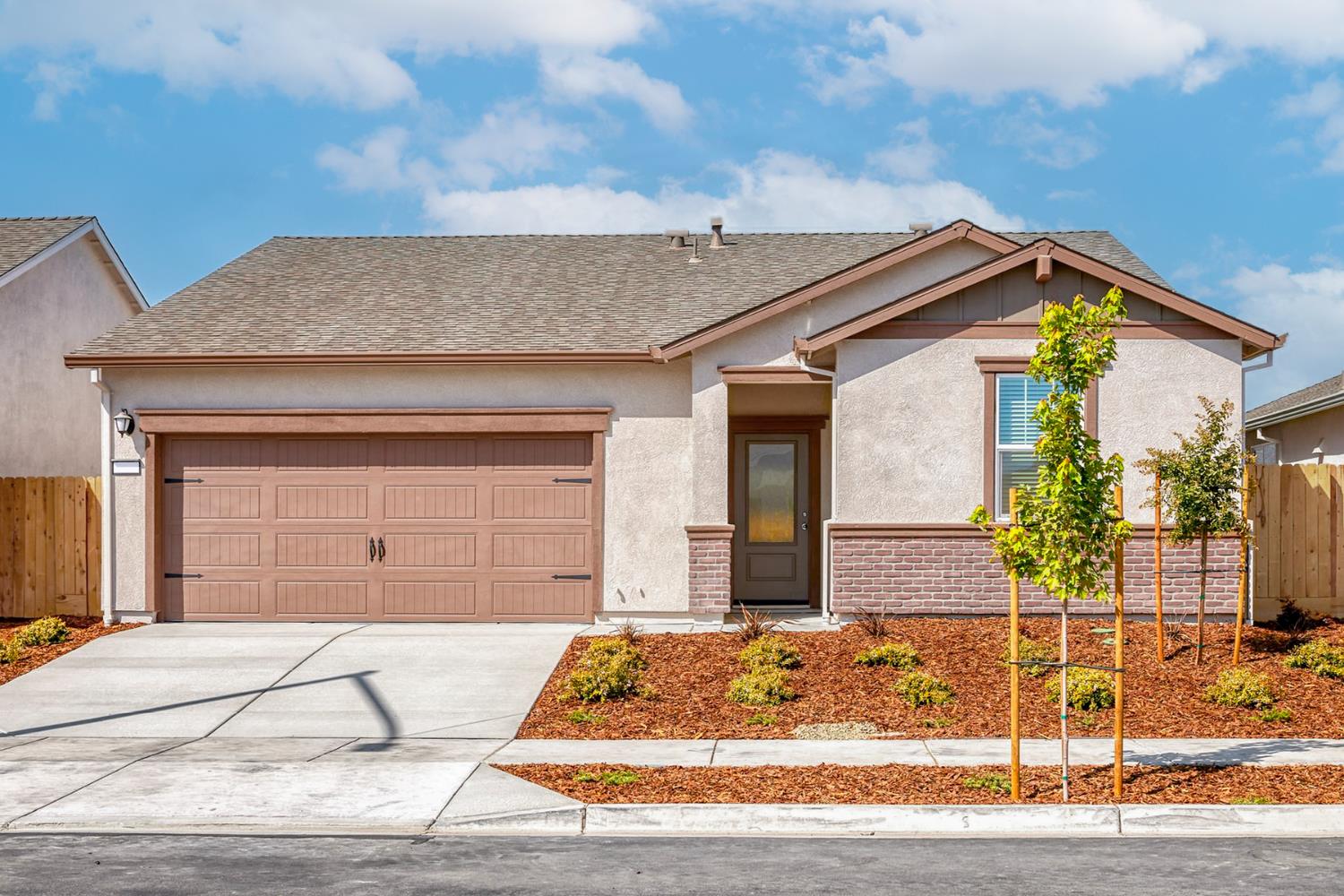 Detail Gallery Image 1 of 17 For 4404 Santa Fe St, Riverbank,  CA 95367 - 4 Beds | 2 Baths