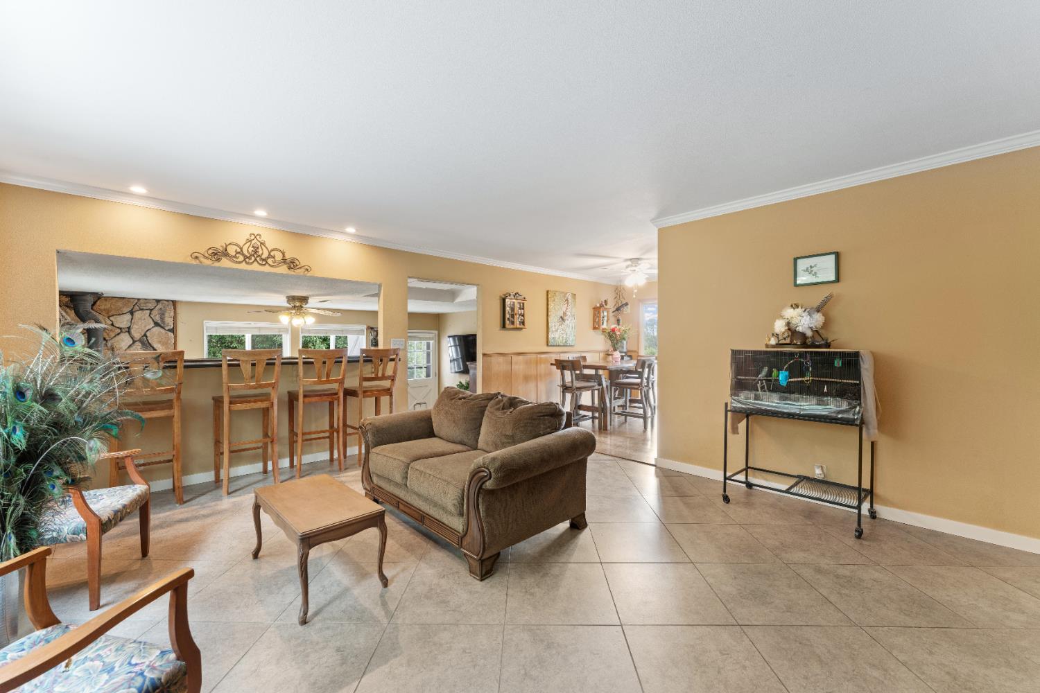 Detail Gallery Image 7 of 63 For 257 Cheyenne Ln, Auburn,  CA 95603 - 3 Beds | 3 Baths