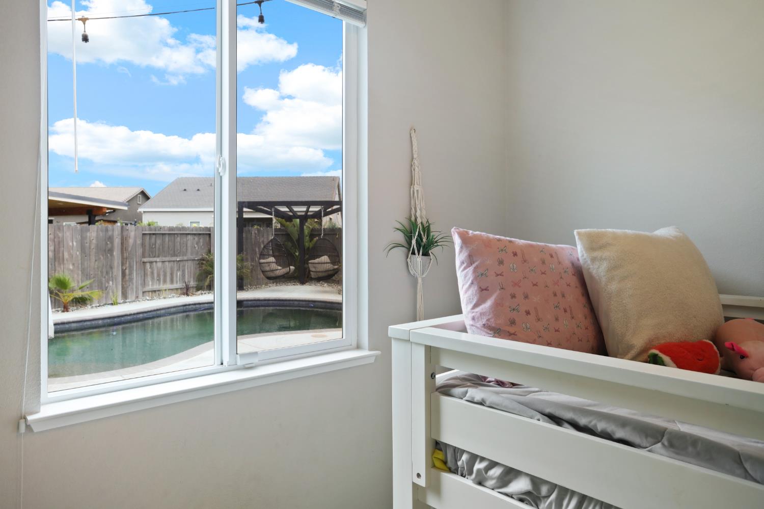 Detail Gallery Image 38 of 61 For 2134 Rambutan Pl, Manteca,  CA 95337 - 5 Beds | 3/1 Baths