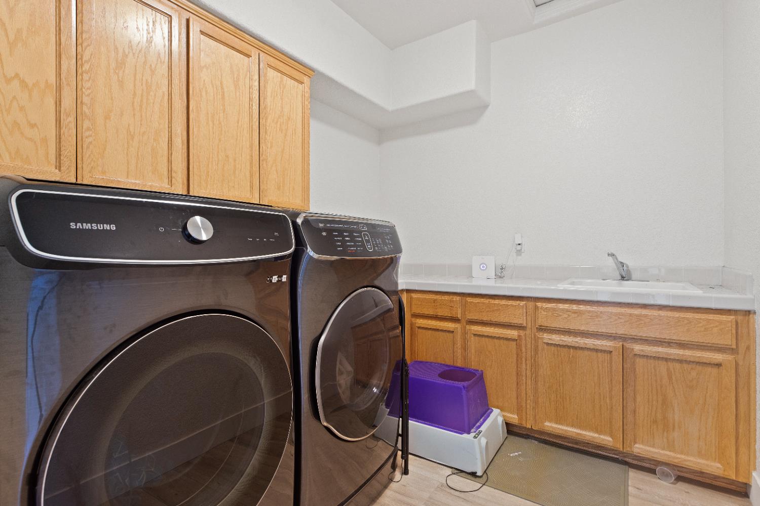 Detail Gallery Image 27 of 55 For 3408 Vancouver Dr, Modesto,  CA 95355 - 4 Beds | 3/1 Baths