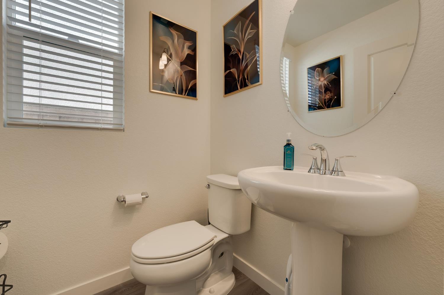 E Stepney Way, Plumas Lake, California image 31