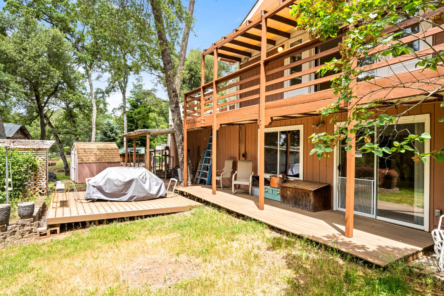 Thomas Drive, Auburn, California image 32