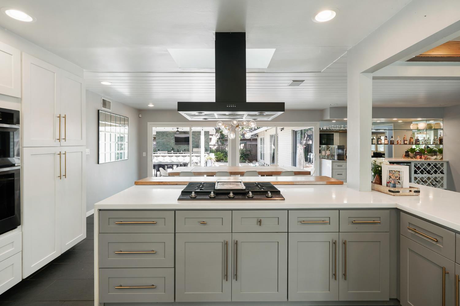 Detail Gallery Image 15 of 79 For 2321 Bonniebrook Dr, Stockton,  CA 95207 - 3 Beds | 2/1 Baths