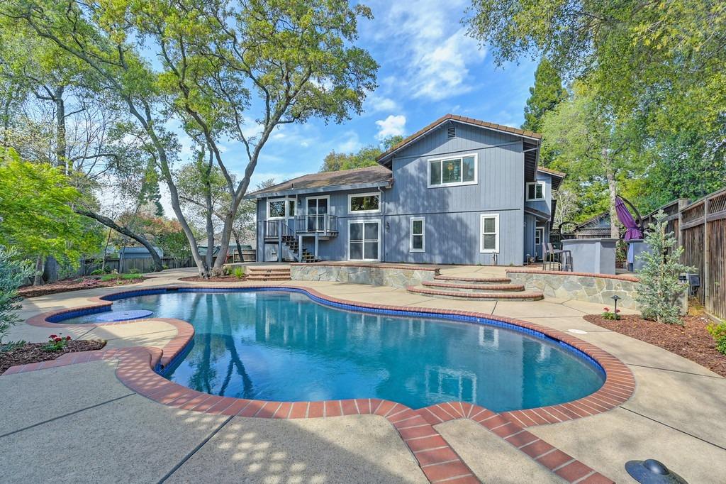 Detail Gallery Image 1 of 73 For 8224 Shadowood Ct, Granite Bay,  CA 95746 - 4 Beds | 2/1 Baths